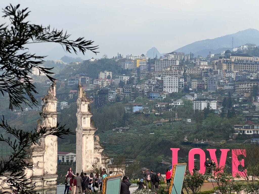 아침에 찍은 사파 시내 풍경