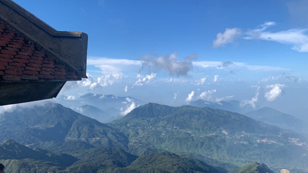 판시판 케이블카에서 내려다본 사파 계곡 전경